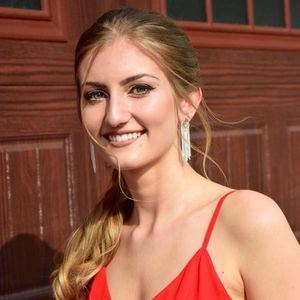 Meet your Posher, Helena